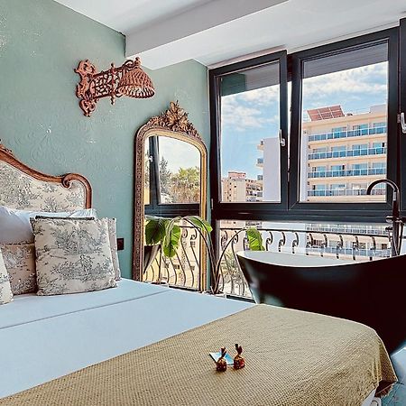 Alhambra Deco Homtels Lägenhet Torremolinos Exteriör bild