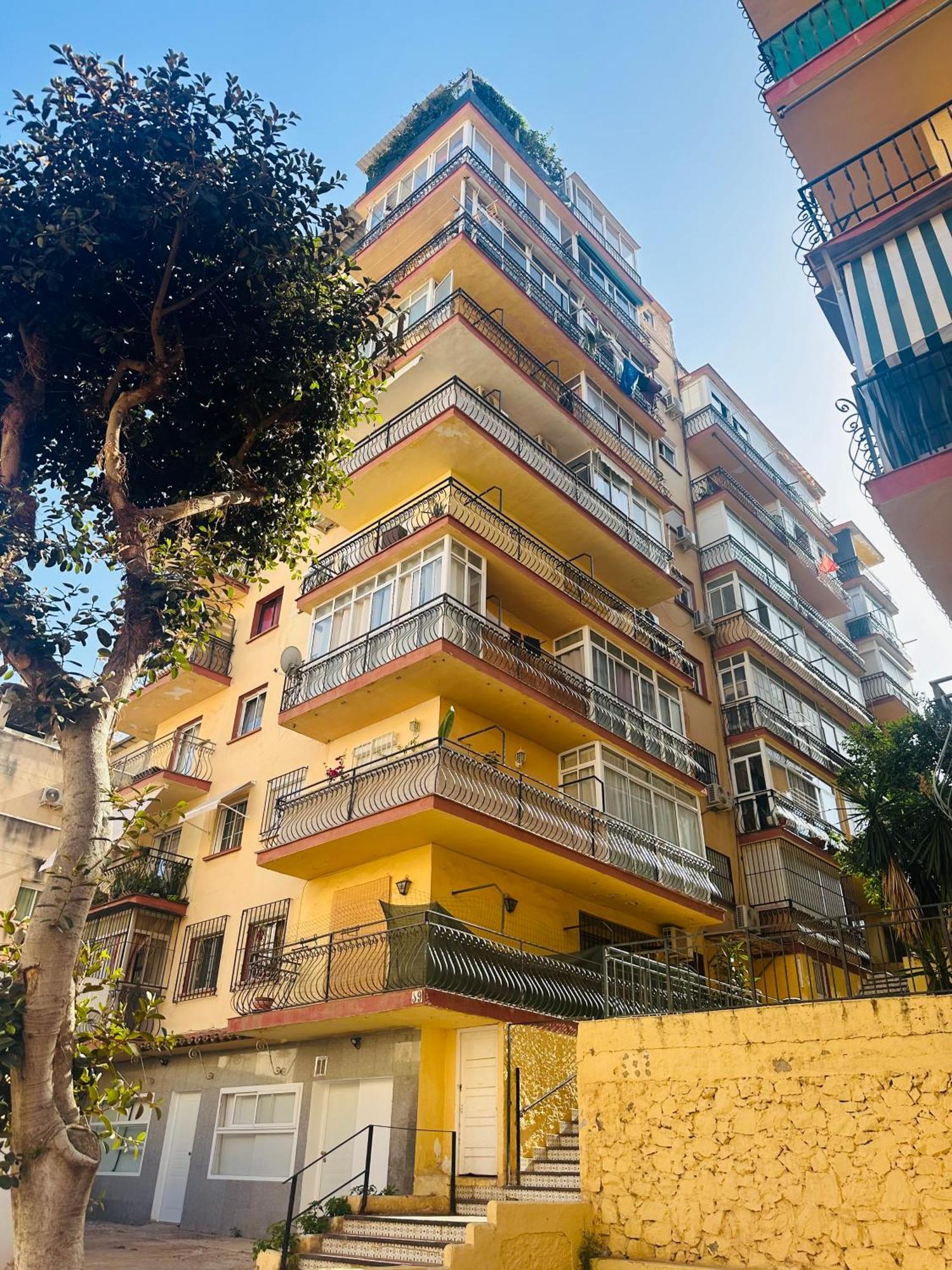 Alhambra Deco Homtels Lägenhet Torremolinos Exteriör bild
