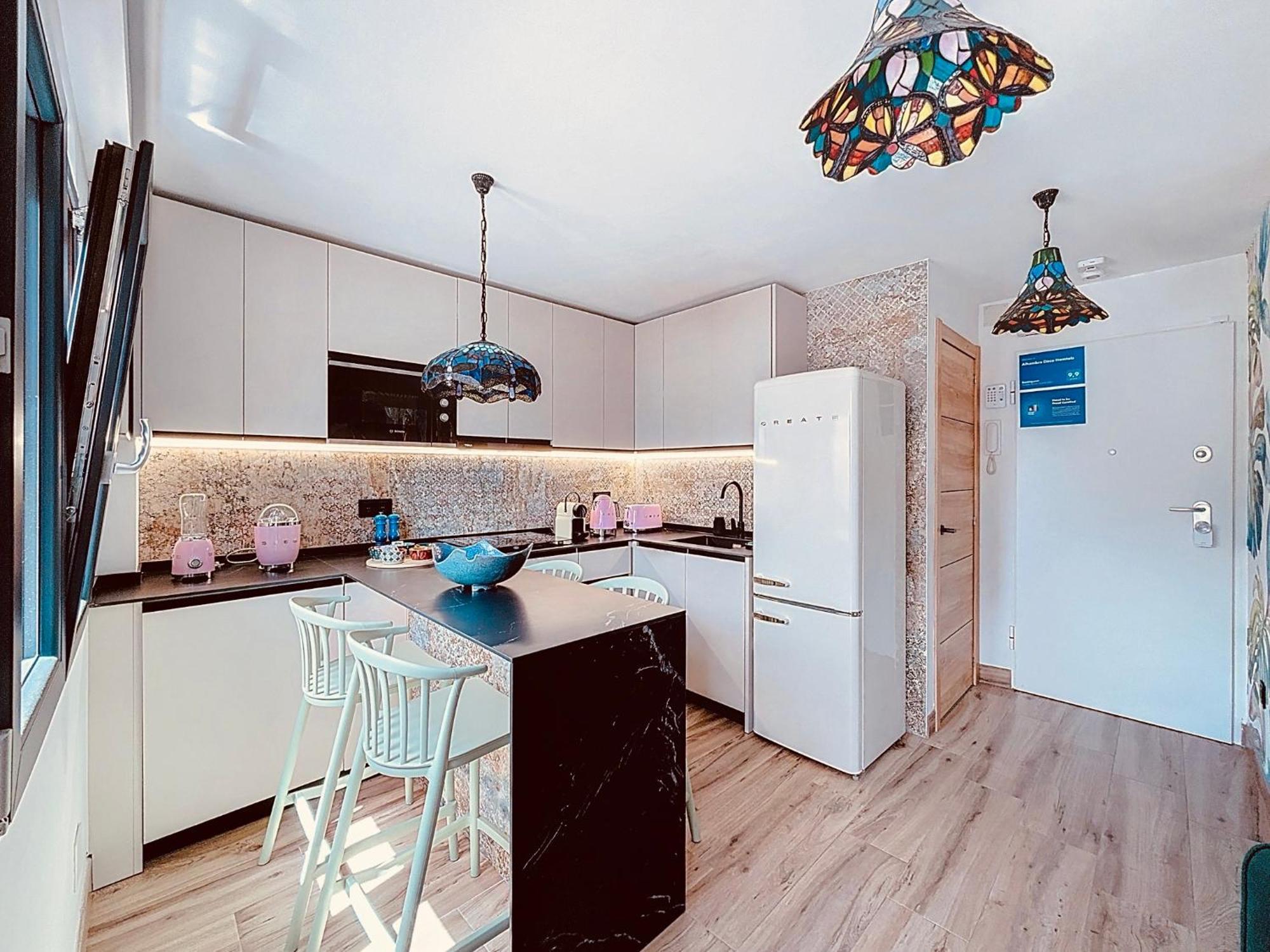 Alhambra Deco Homtels Lägenhet Torremolinos Exteriör bild