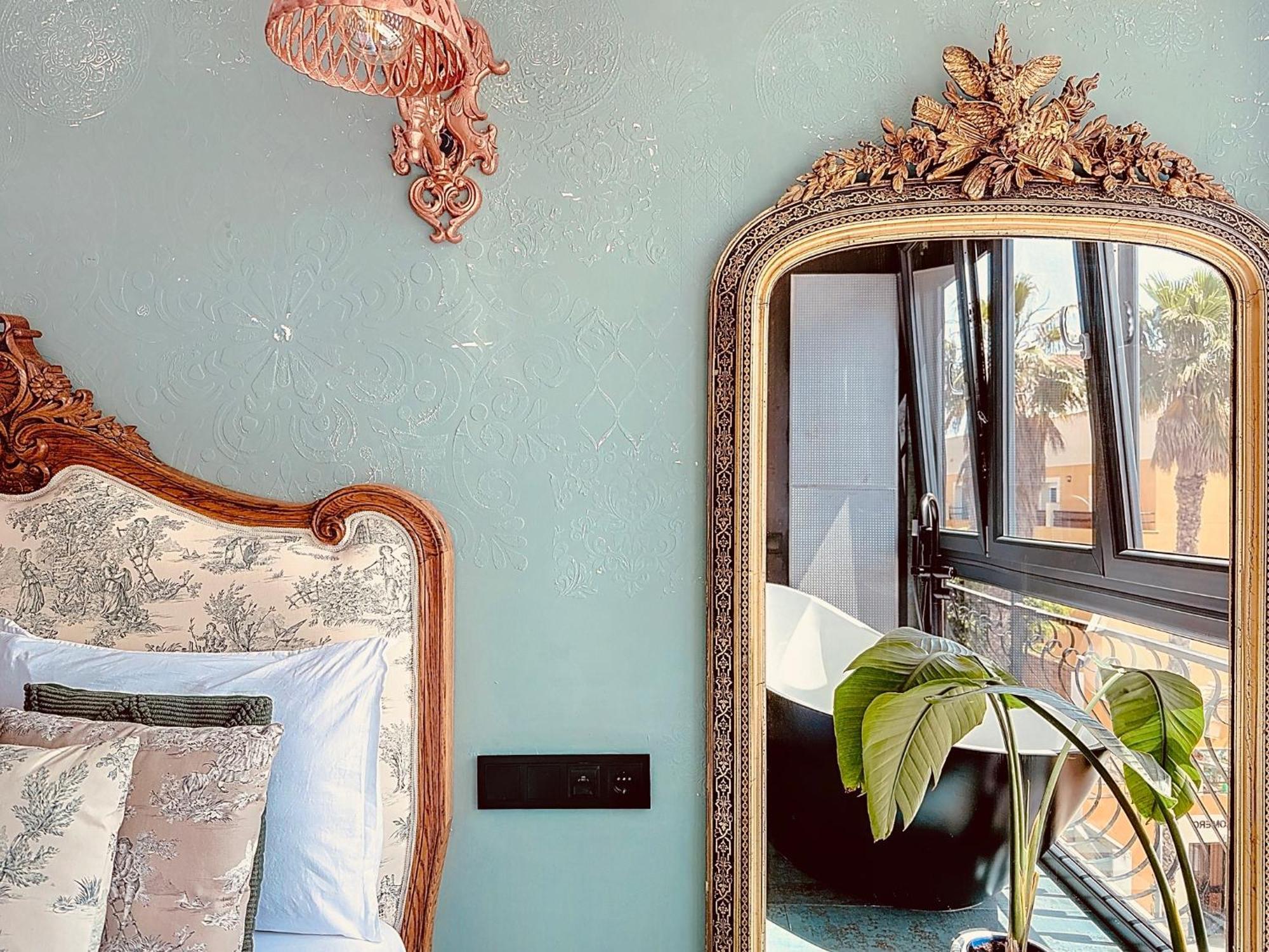 Alhambra Deco Homtels Lägenhet Torremolinos Exteriör bild