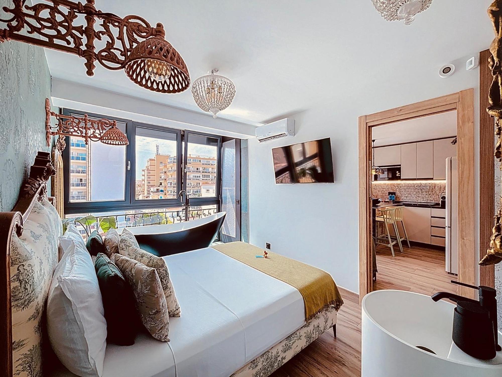 Alhambra Deco Homtels Lägenhet Torremolinos Exteriör bild
